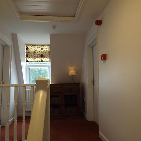 Old Riverview Guest House Earith Bagian luar foto