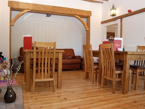 Old Riverview Guest House Earith Bagian luar foto